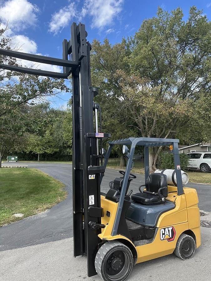 Used MITSUBISHI FGC30N