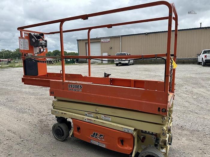 Used 2015 JLG 1930ES