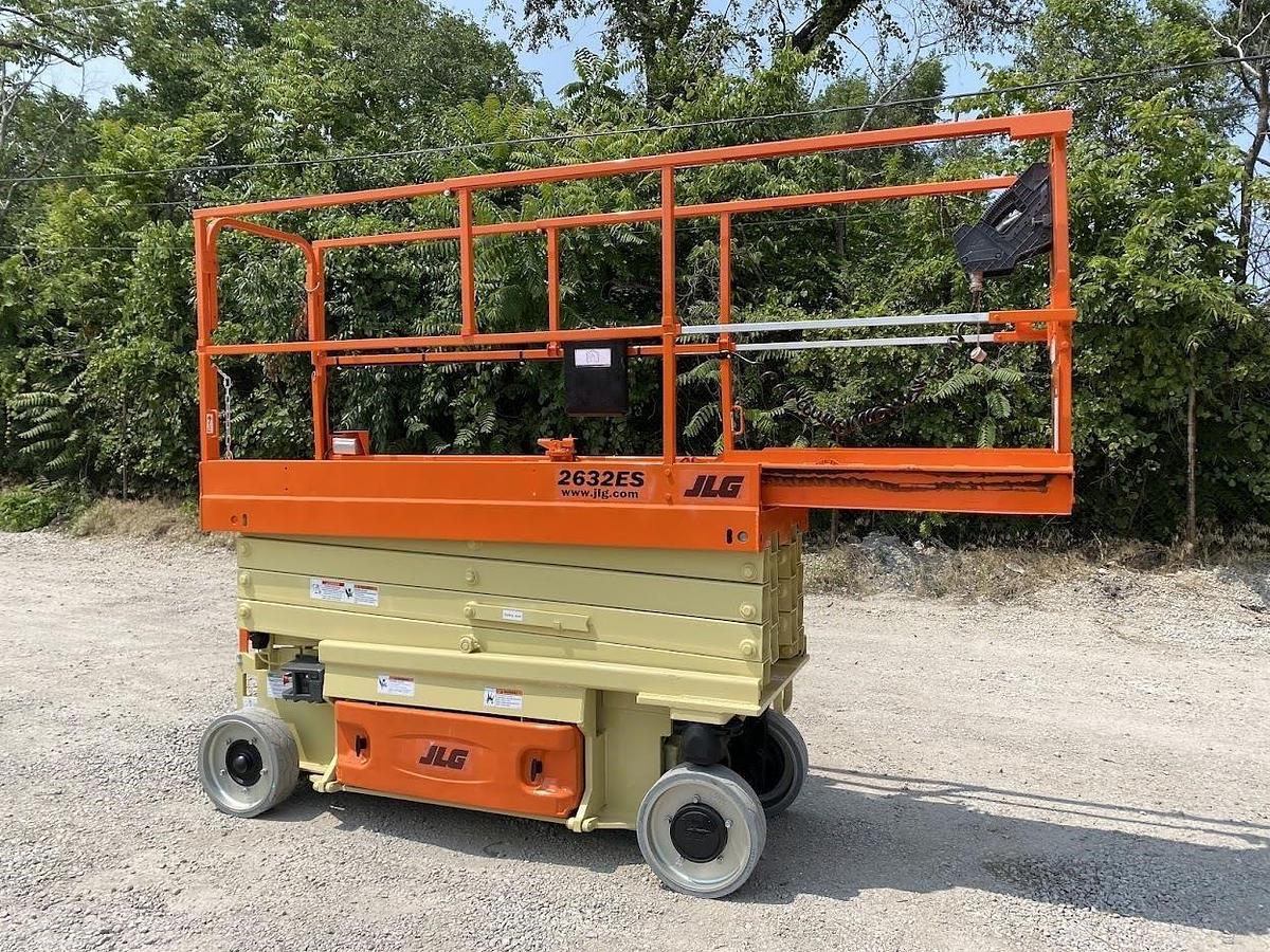 Used 2016 JLG 2632ES