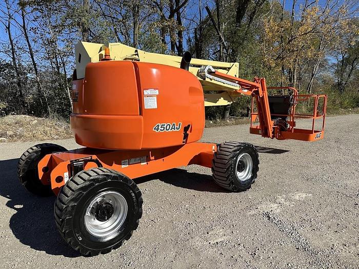 Used 2014 JLG 450AJ