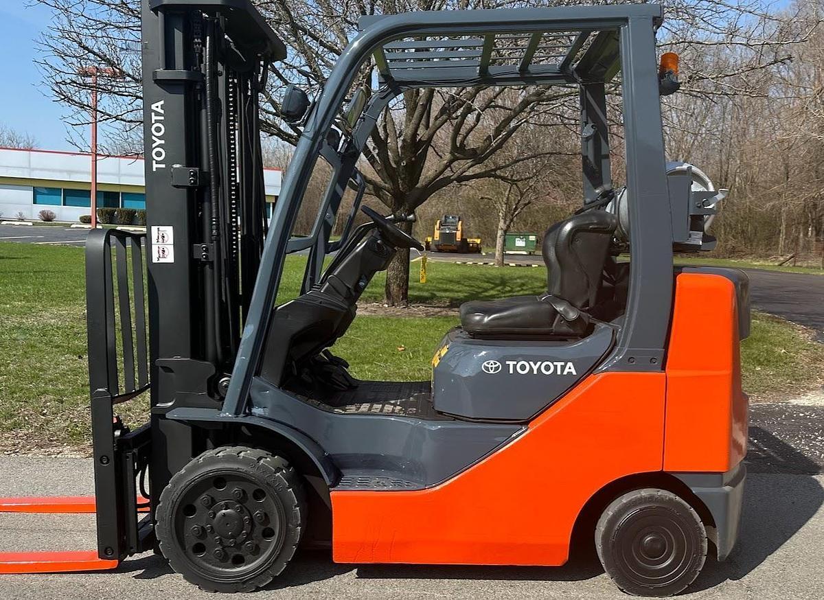 Used 2016 TOYOTA 8FGCU25