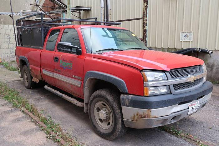 Used 2004 CHEVROLET 2500HD 4X4 PICKUP TRUCK