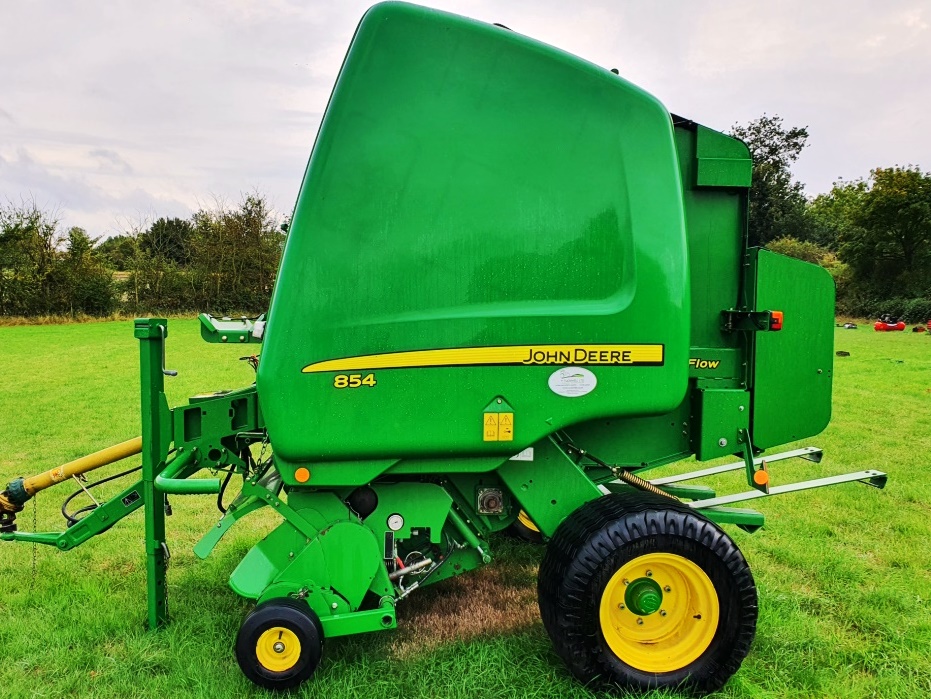 Used John Deere 854 Round Baler
