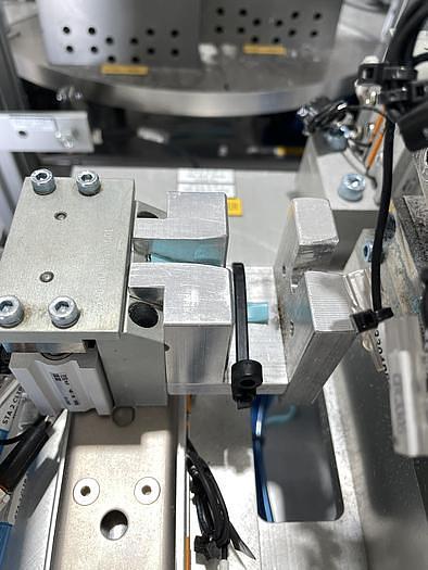 Used FANUC N95 FACE MASK NOSE CLIP FANUC ROBOTIC ASSEMBLE AND ATTACHING CELL BY ACE NEW 2020