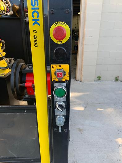 Used FANUC ARCMATE 100IB MIG WELDING CELL WITH RJ3iB CONTROLLER