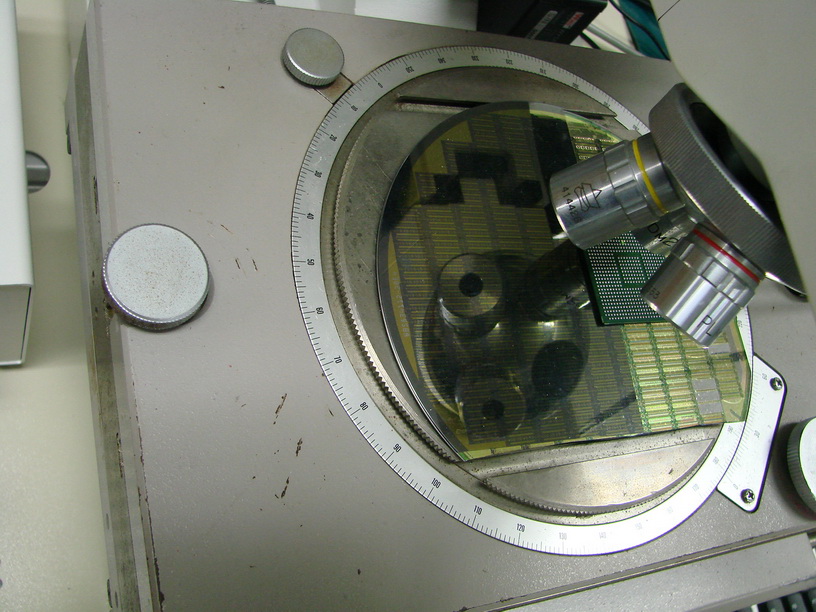 Used Hisomet 11 (DH11) Measuring Microscope XYZ