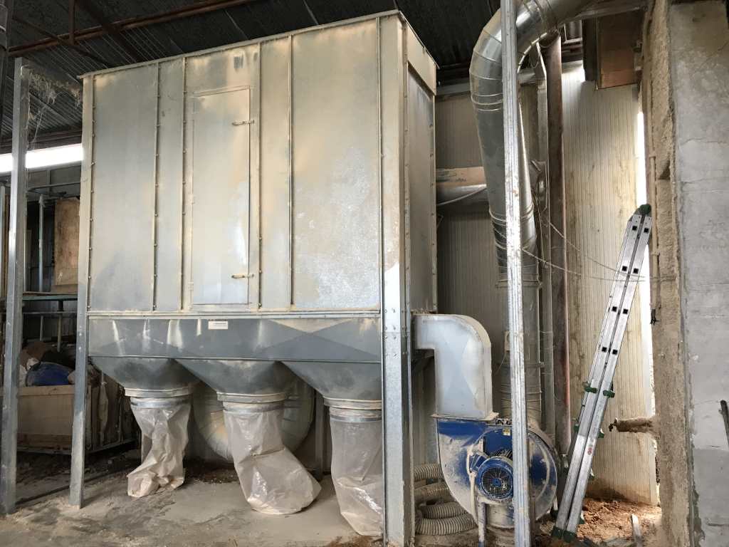 Used Impianto di aspirazione a 3 sacchi
