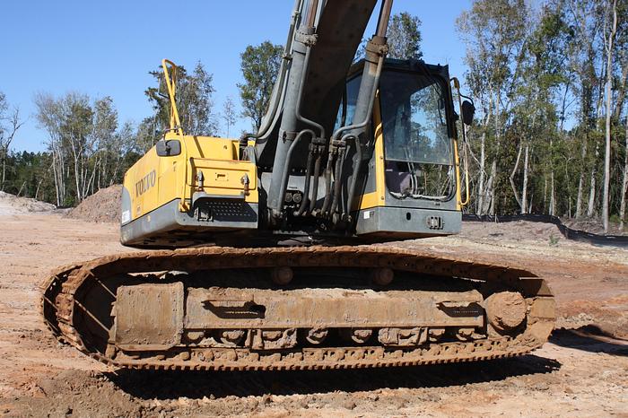 Used VOLVO Excavator EC330B LC
