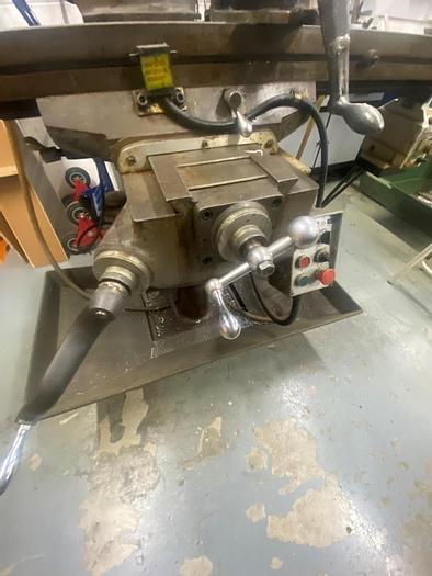 Used Hartford 2S Manual Turret Milling Machine