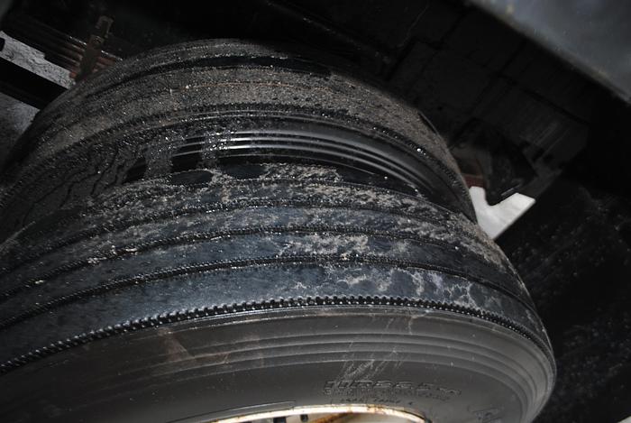 Used Altec LS63 on 2015 International 4300 SBA 4x2 Reg Cab Flatbed Truck - M37501