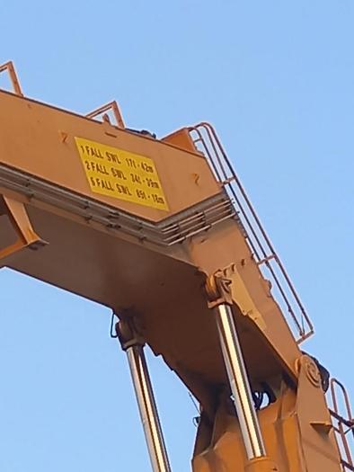 Used NOV 85 tons Knuckle boom crane 2010 built excellent condition