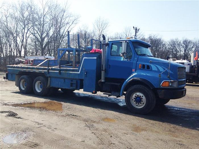 Used 1997 Ford LT8500 Water Truck
