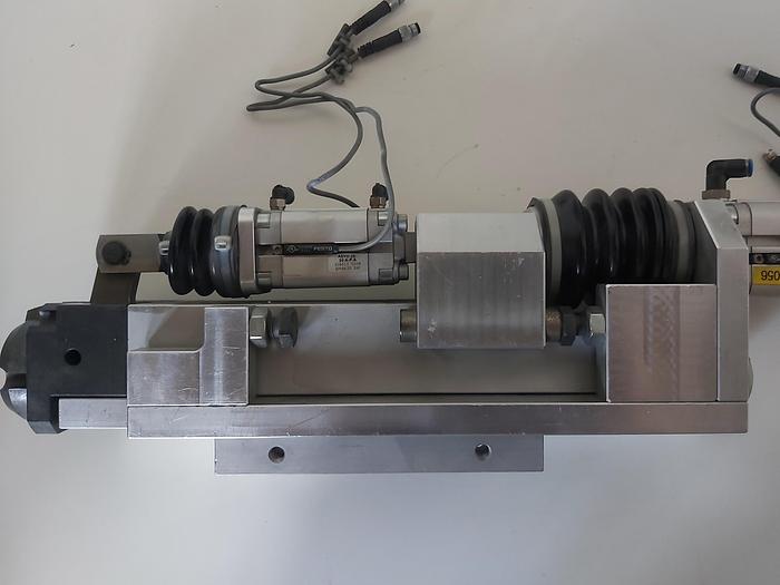 Gebraucht Zustellzylinder und Klemmung, Hub 60mm K3, Festo gebraucht-Top