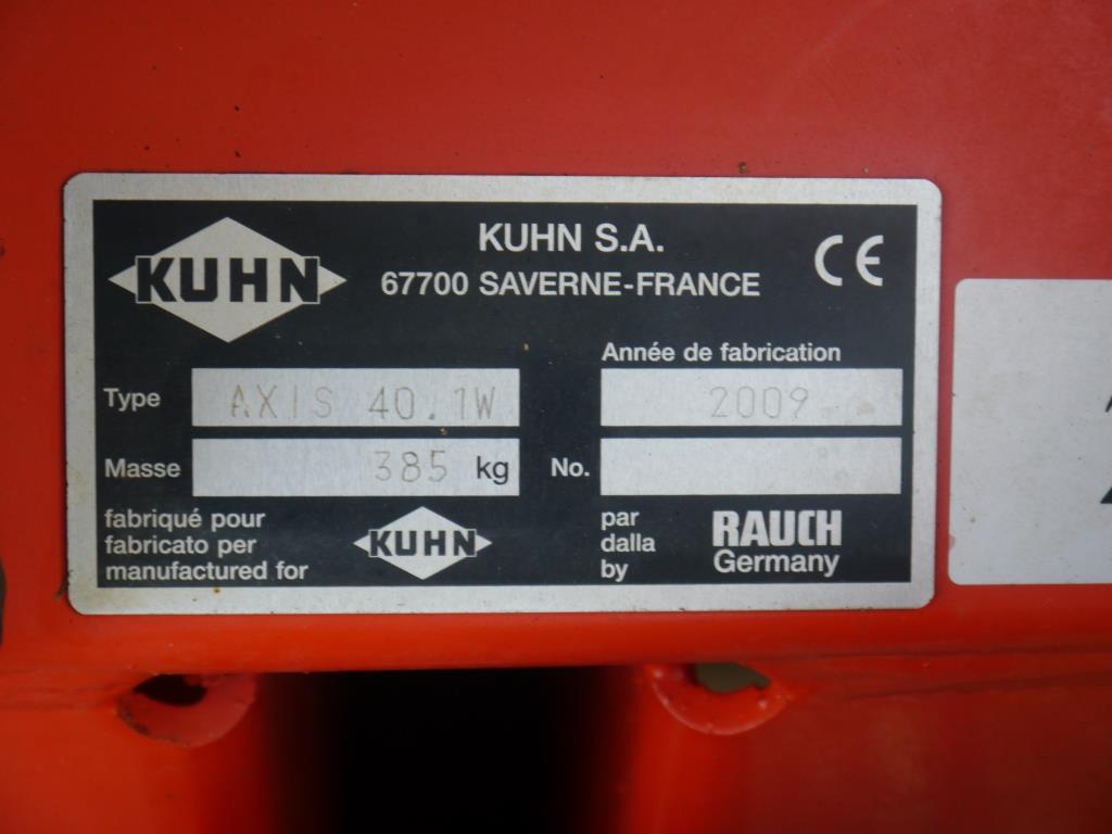 Used Kuhn Axis 40.1 W Fertiliser Spreader