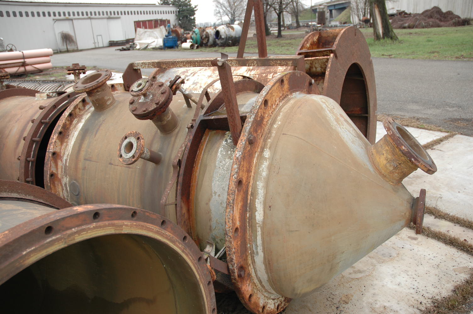 Usato Colonna a riempimento 9m3 hastelloy