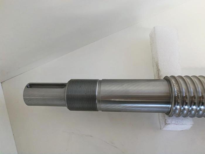 Geschliffener Präzisions Kugelgewindetrieb, Ex-Cello, D63x10/8, 1278 mm Eisenmann, neu