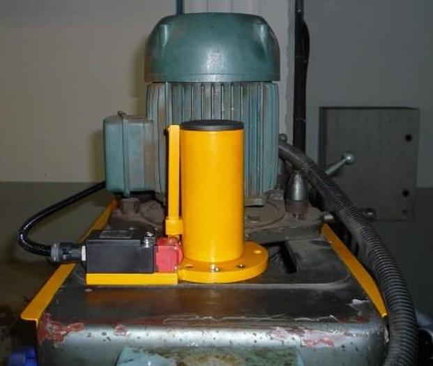 Repar2 2FAO Milling Machine Drawbar Guard