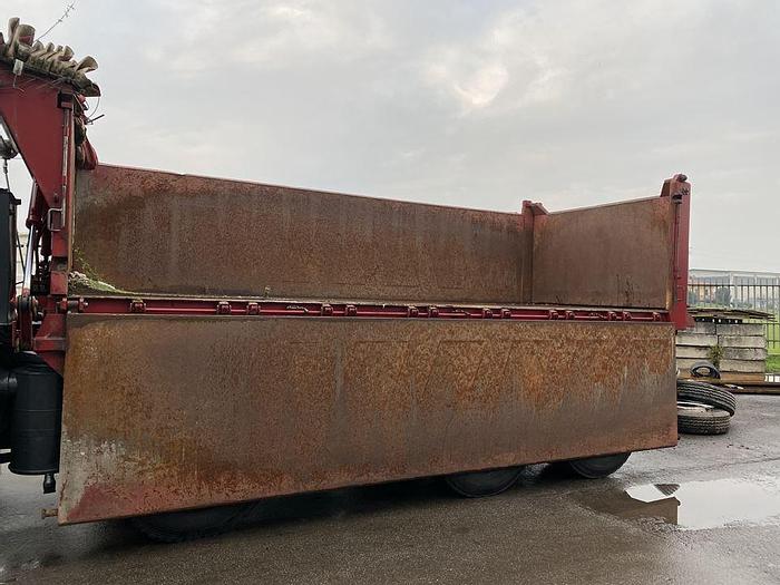 Usato 2007 IVECO TRAKKER 8*4 450 E/5 TRILATERALE