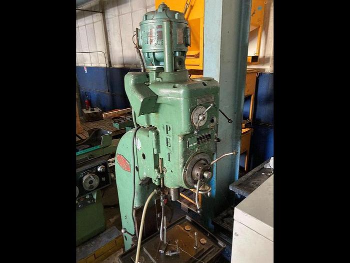 D'occasion Perceuse à Colonne GSP 244 R