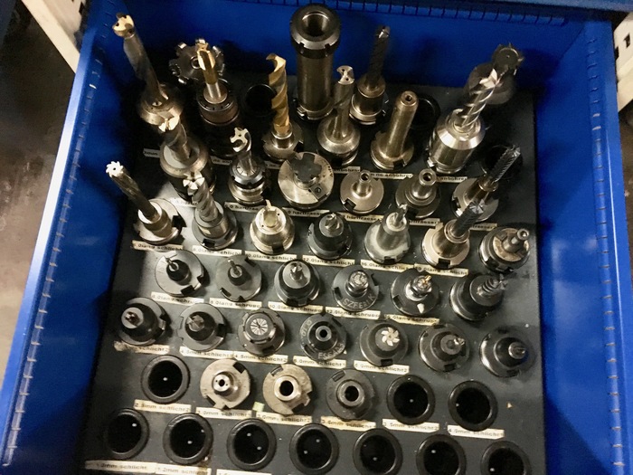 Used SK40 Werkzeuge Werkzeugschrank mit Inhalt