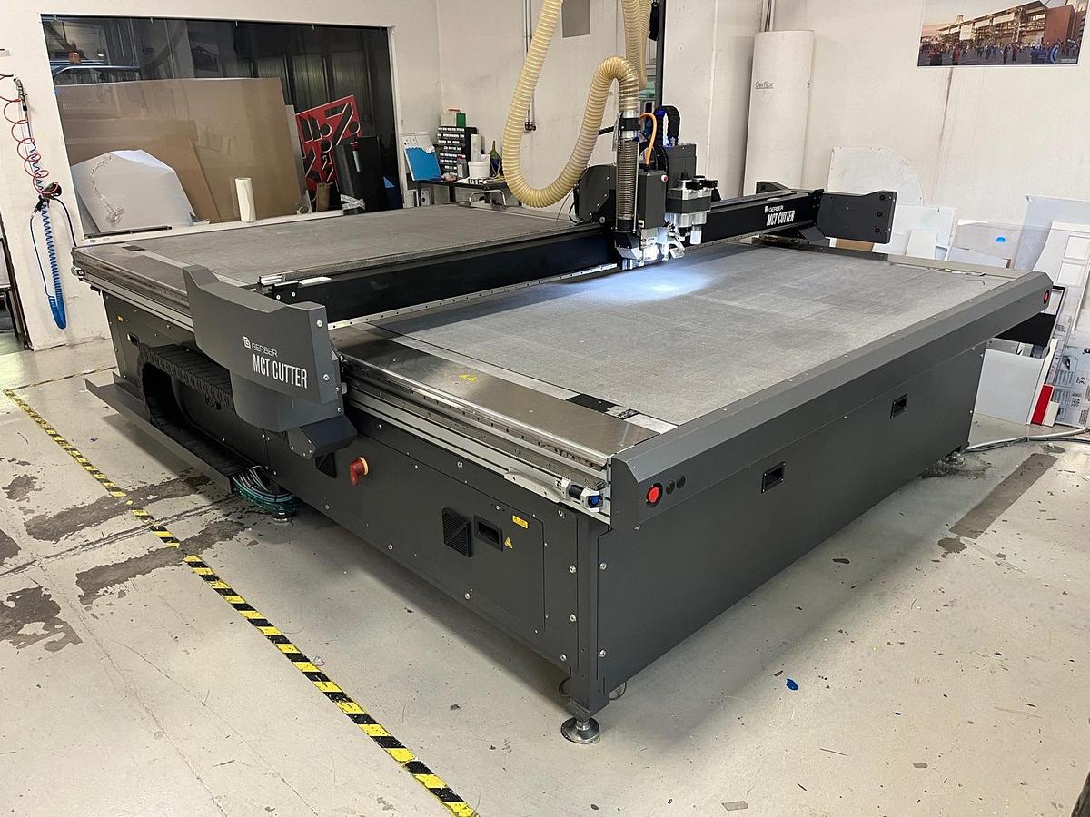 Usato tavolo da taglio Gerber