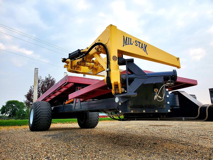 Refurbished Mil-Stak PT2000 Bale Stacker **Factory Rebuilt**