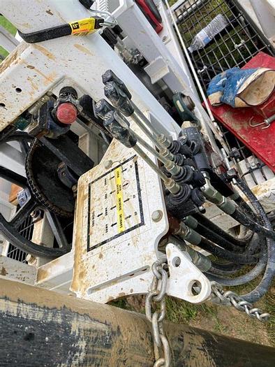 LD Cable Tool Rhino Water Drill Rig