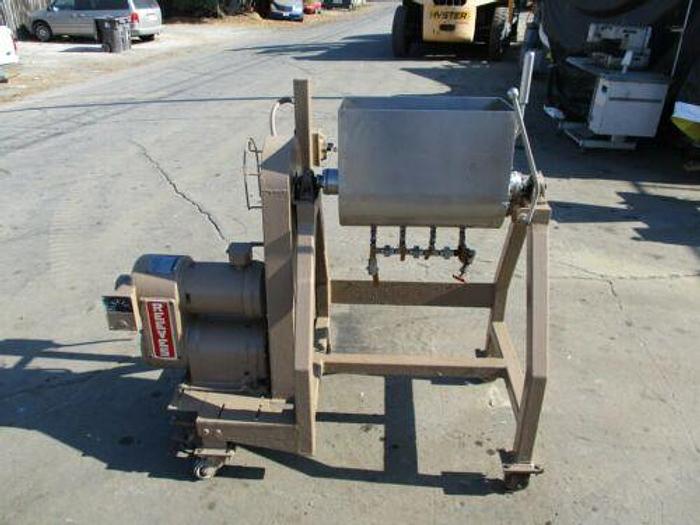 Used STAINLESS STEEL MIXER WITH UNLOADING FOR MEAT, DOUGH, ETC..