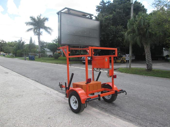 Used Ver-Mac PCMS 548 Portable Message Board