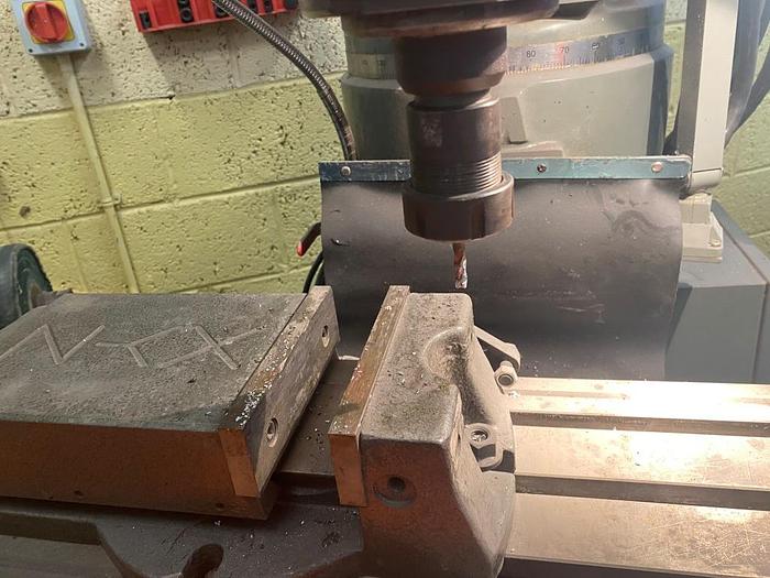 Used 2000 XYZ Edge 1500VS CNC Milling Machine