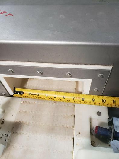Used Safeline Metal Detector Food grade SS 230v 8"x3" usable opening