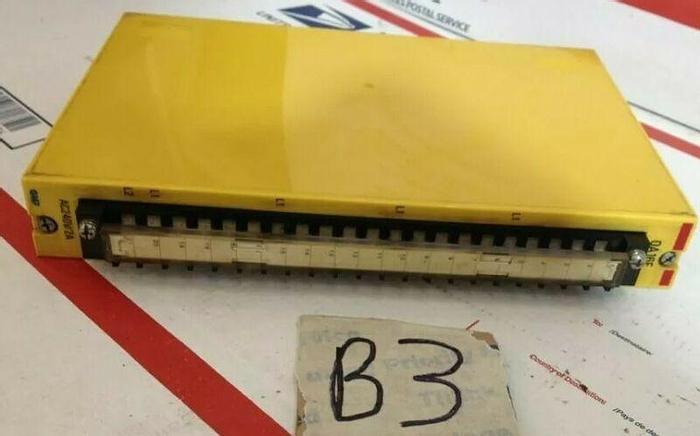 Used GMF Robotics Output Module OA16E A03B-0801-C447 Warranty Fast Shipping!