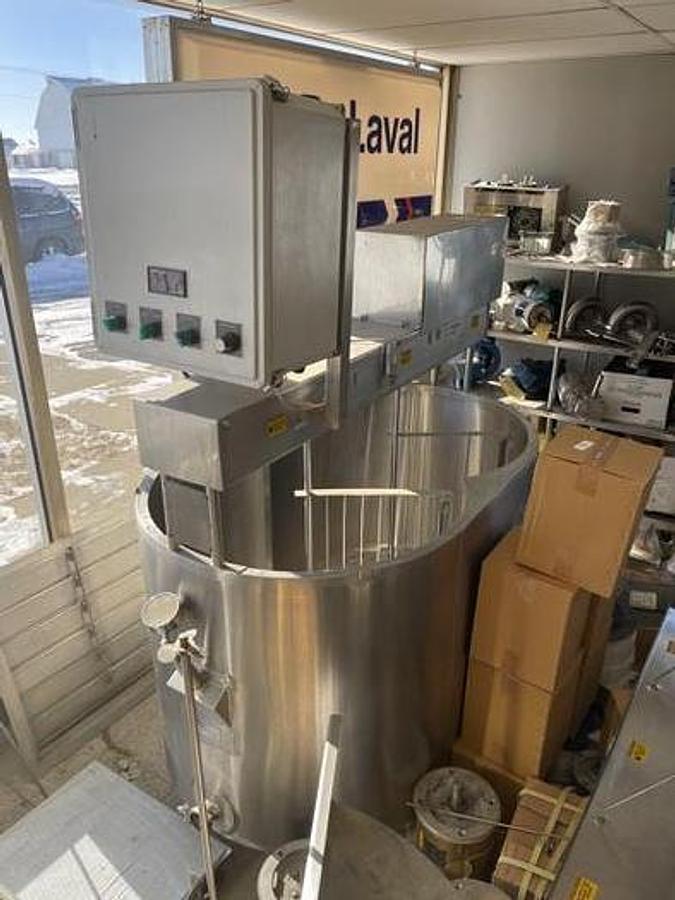 Used 200 gallon "OO" make vat