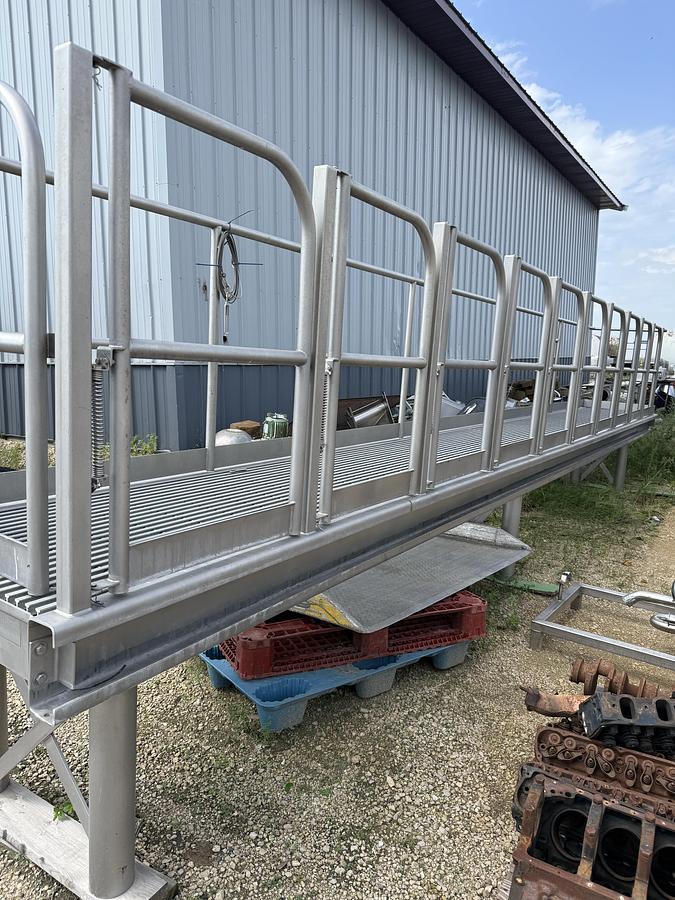 Used 2018 Relco E-ZACCESS