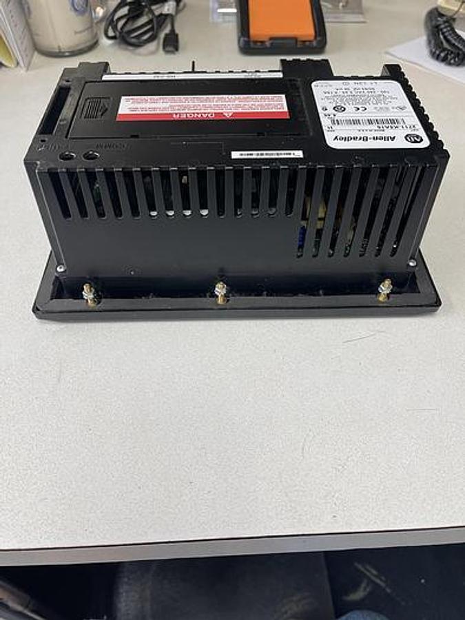 Used Allen-Bradley 2711-K5A16 Series H PanelView 550