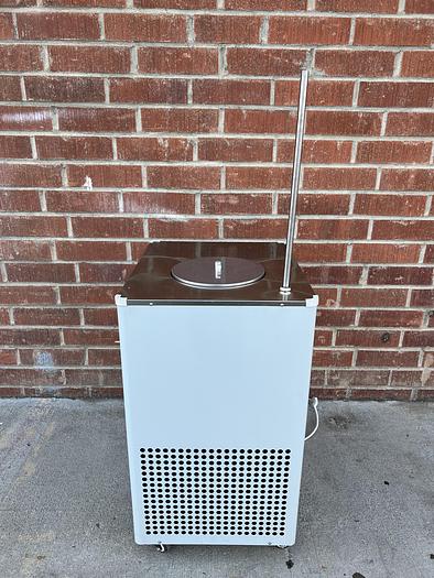  for parts or not working Touch Science Instruments  DLSB-20/20  Low Temperature  Coolant Circulation Pump