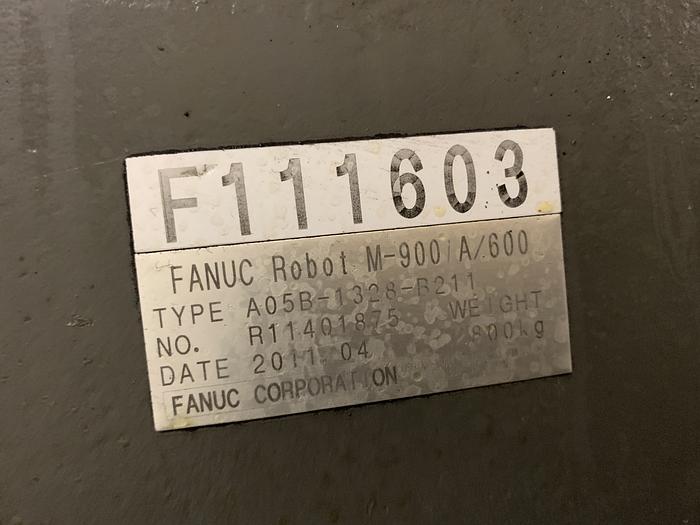Used FANUC M900iA/600 6 AXIS CNC ROBOT WITH R30iA CONTROLLER