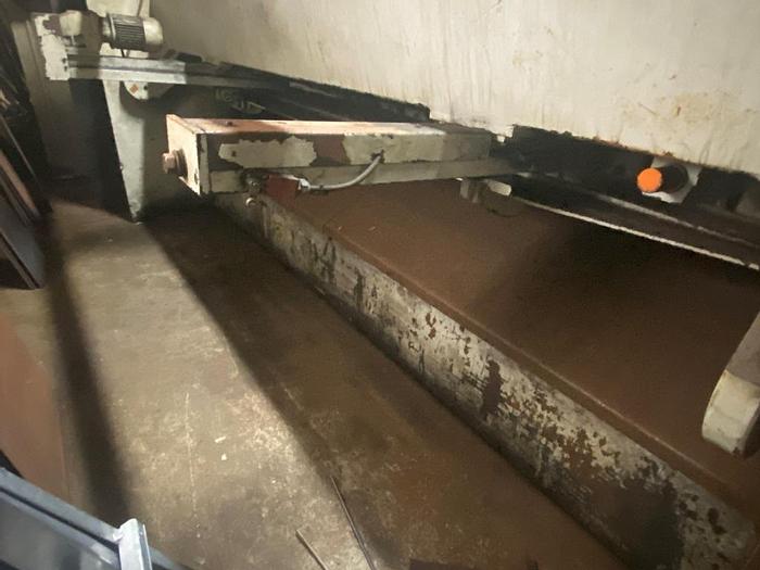 Used 1997 MVD Inan HGM 3006 3m x 6mm Hydraulic Guillotine