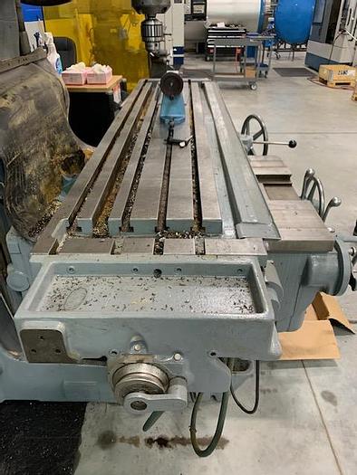Used 1969 Kerney & Trecker Vertical mill 420 TF 420 -TF