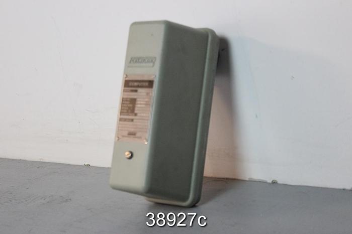 Unused Foxboro 557 Pneumatic Square Root Extractor #38927