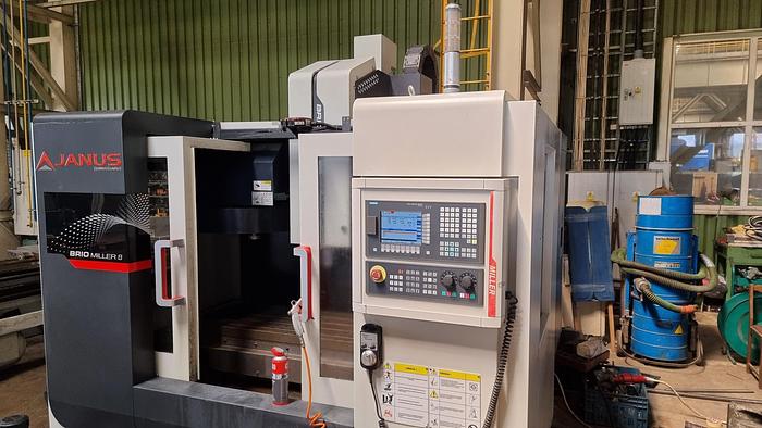 Used Centrum obróbcze JANUS VMC 850 ECO