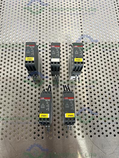 Used ABB  1SVR430824R9300 CM-PFS Phase Sequence Monitor Relay
