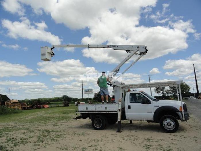 Used 2006 HI RANGER TL38P