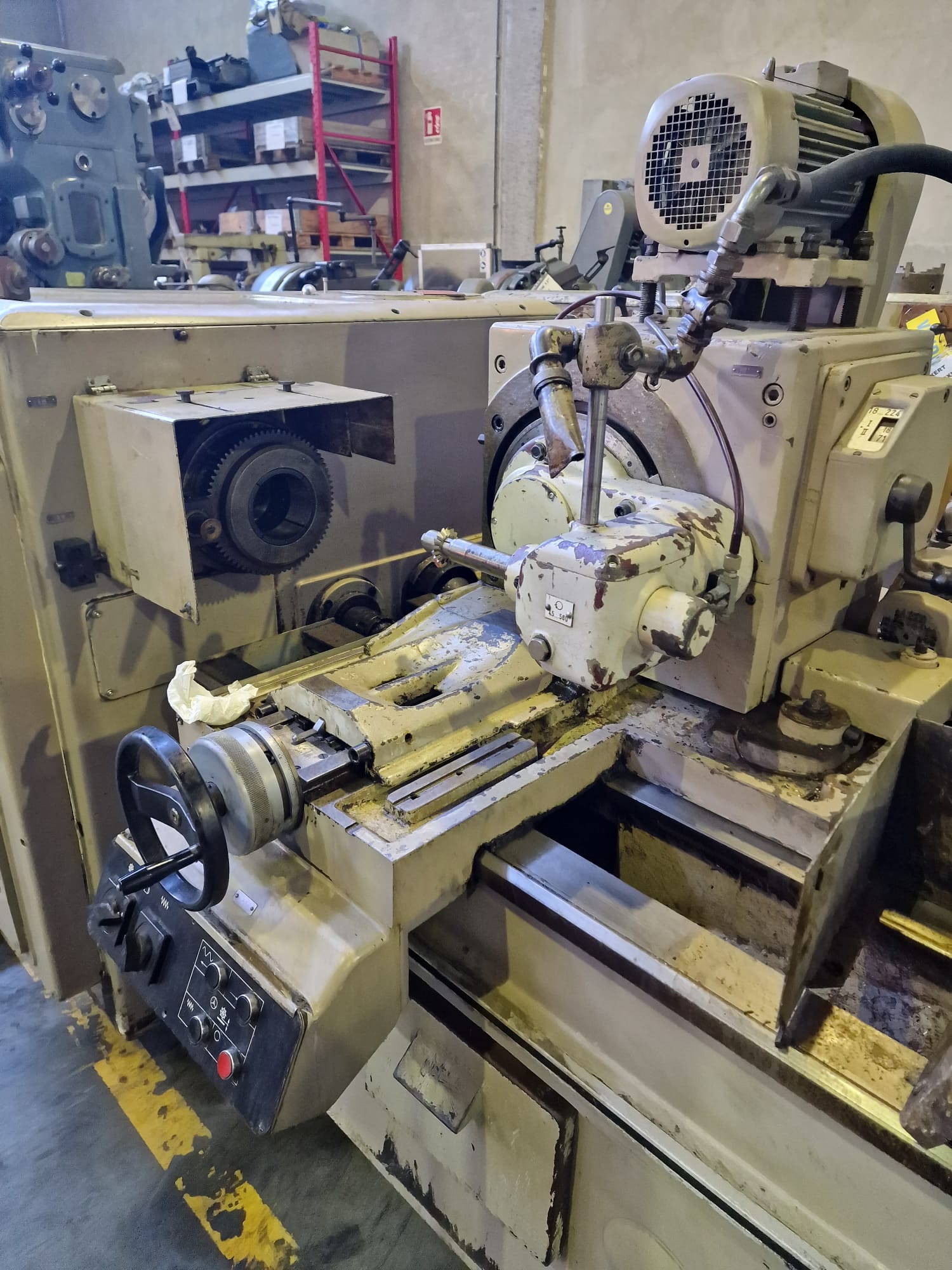 Usato Fresatrice per viti e filetti HECKERT ZFWVG 250x800