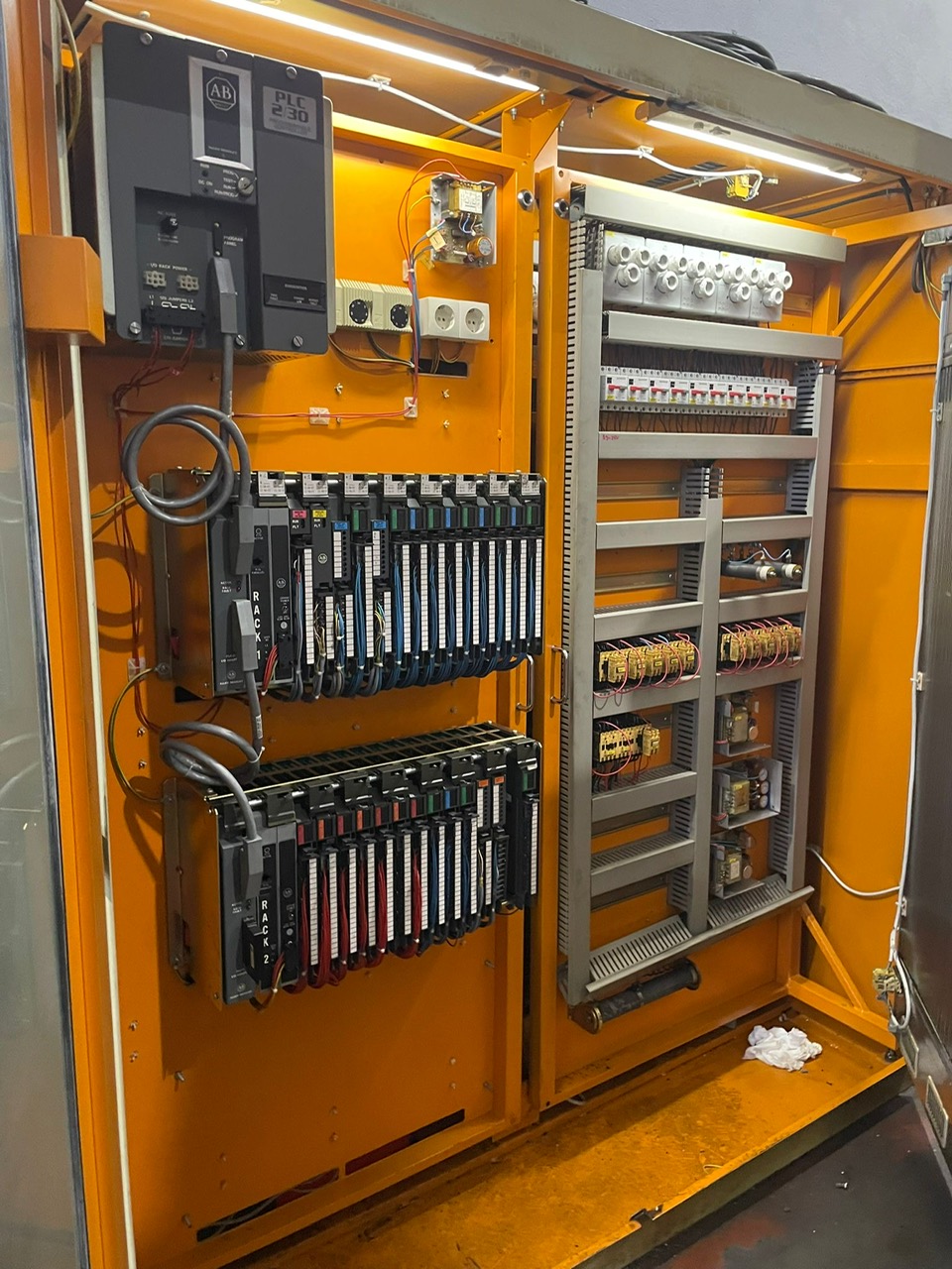 Usato Rettifica per ingranaggi NILES ZSTZ 10 L - Disponibile Gennaio 2025