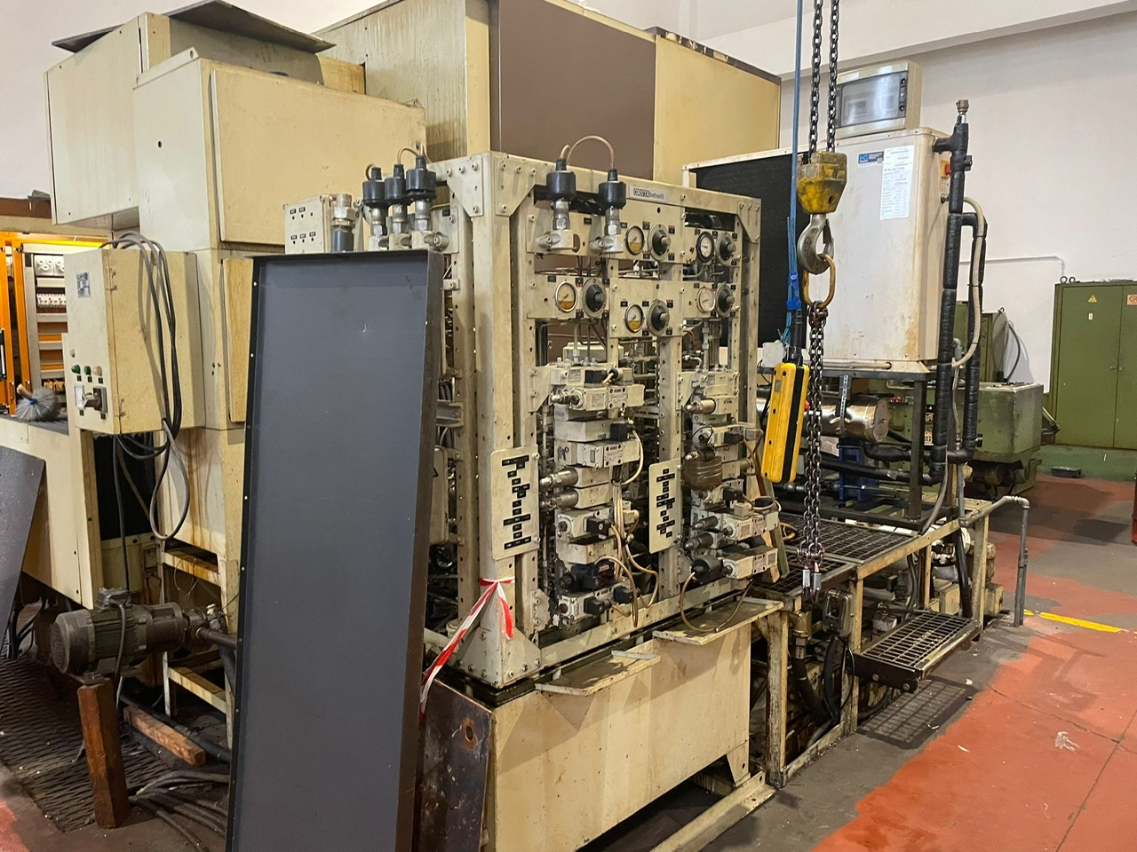 Usato Rettifica per ingranaggi NILES ZSTZ 10 L - Disponibile Gennaio 2025