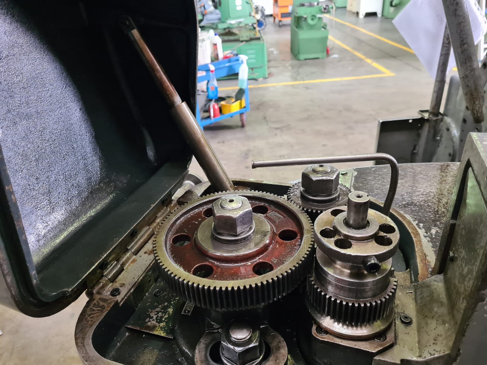 Usato Dentatrice conica per denti diritti GLEASON 12B