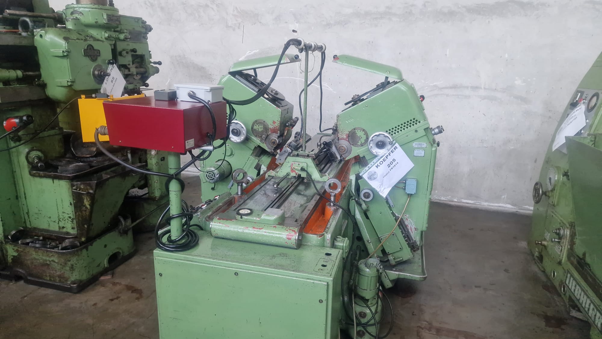 Usato Fresatrice per cremagliere KÖPFER 205 - DOPPIA TESTA