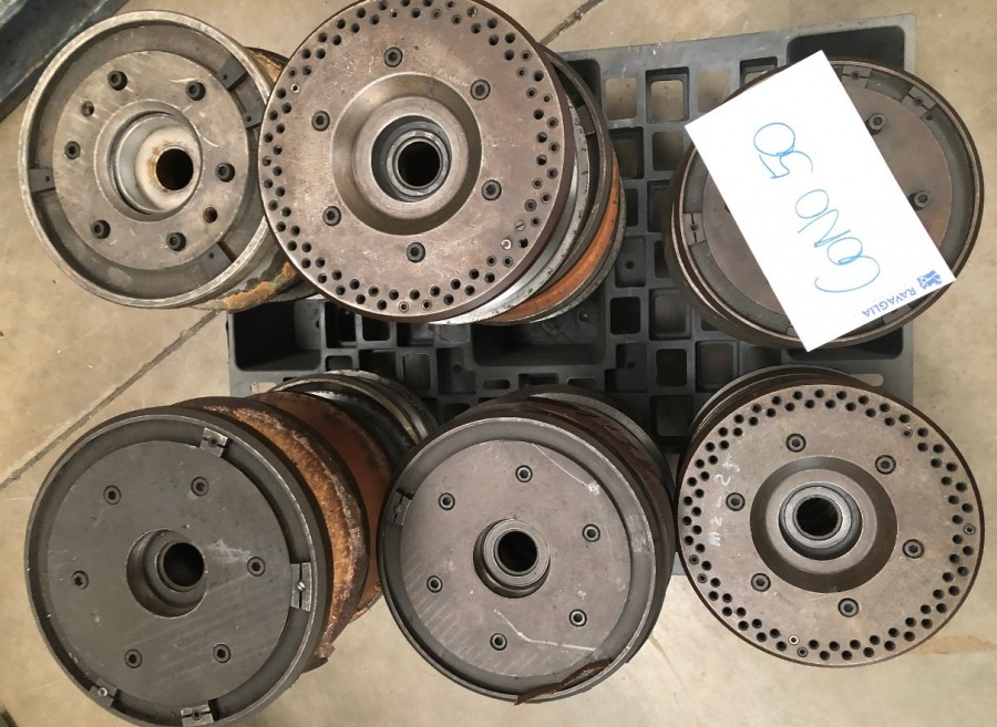 Usato Flange per Rettifiche per ingranaggi REISHAUER -  diametro cono 50 mm