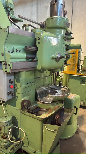 Usato Dentatrice a coltello LORENZ S7/500